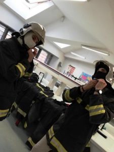 projet tut HSE sur les tenues de Sapeurs-Pompiers